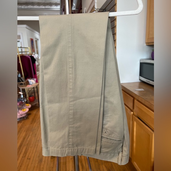 Men’s GAP Chino Dress Pants - 4 pairs included. - Picture 4 of 14